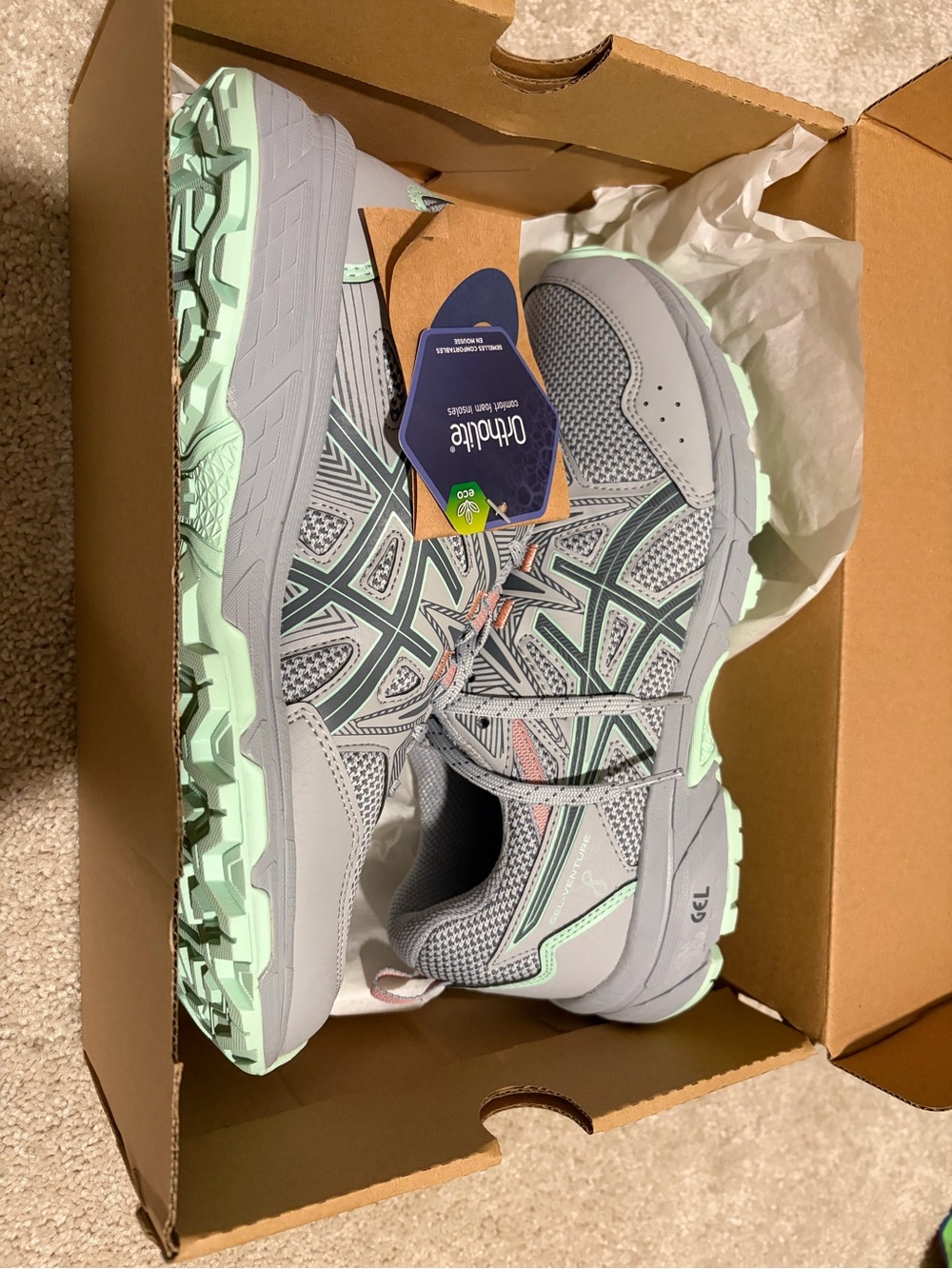 ASICS Women's Trail Sneakers in Light Gray and Mint - size 8.5